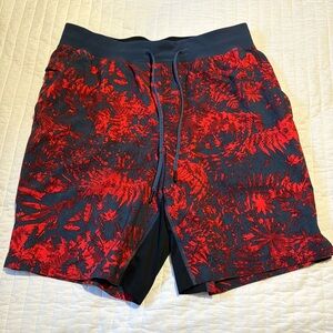 Lululemon- The Short 9 No Liner